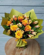 Букет цветов из:  Альстромерии и Розы в Балтийске