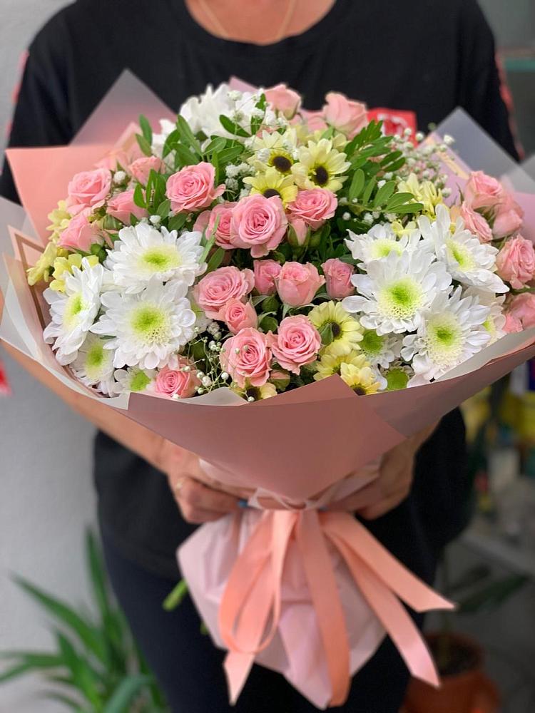 Букет цветов из: Розы и Хризантемы в Балтийске