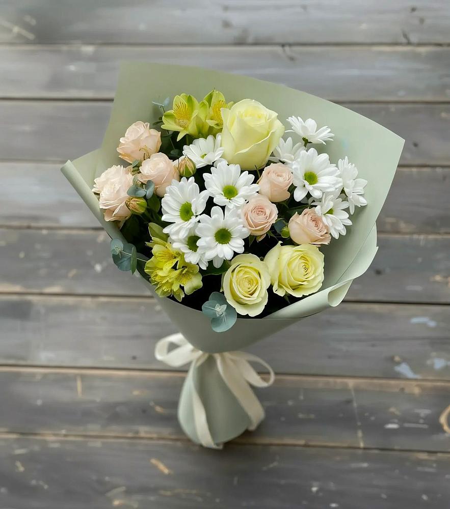 Букет цветов из: Альстромерии, Розы и Хризантемы в Балтийске