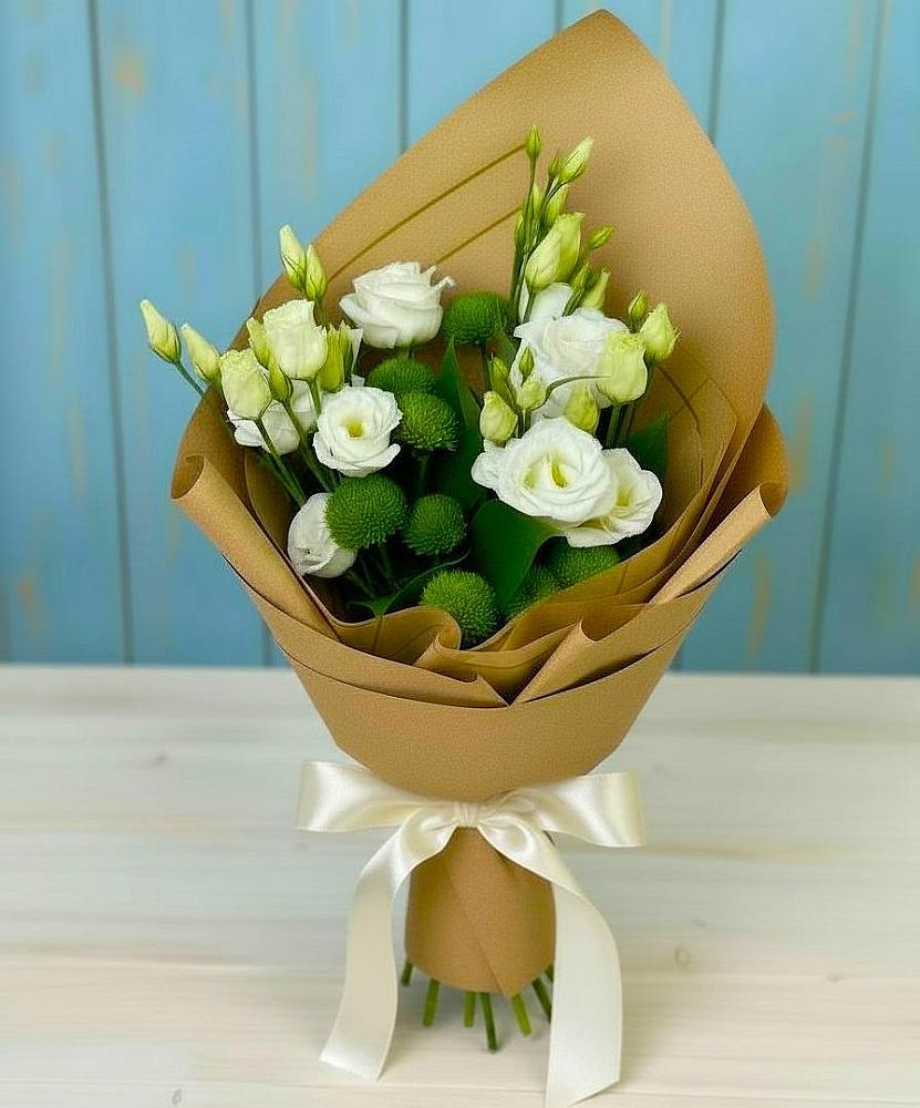 Букет цветов из: Хризантемы и Лизиантусы в Балтийске