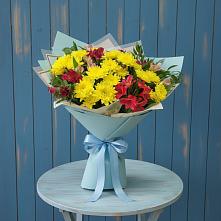 Букет цветов из:  Альстромерии и Хризантемы в Балтийске