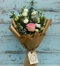 Букет цветов из:  Розы и Лизиантусы #REPLACE_PRED# Балтийске