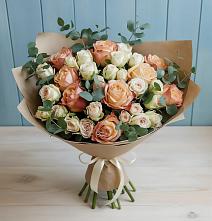 Букет цветов из:  Альстромерии и Розы в Балтийске